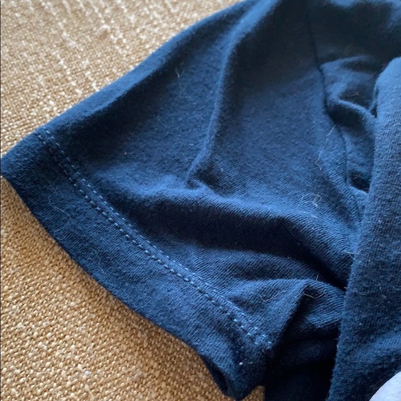 Mrs Tee - Picture 2 of 2